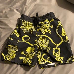 Quiksilver Skull Boys Boardshorts Sz 18m